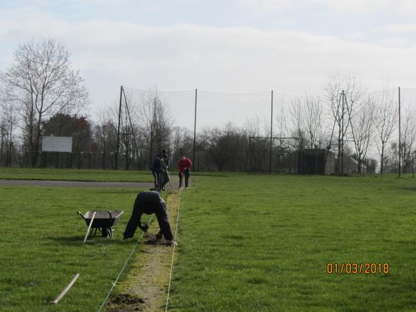 Et c'est parti, pour un nouveau record du 400m du binage libre!